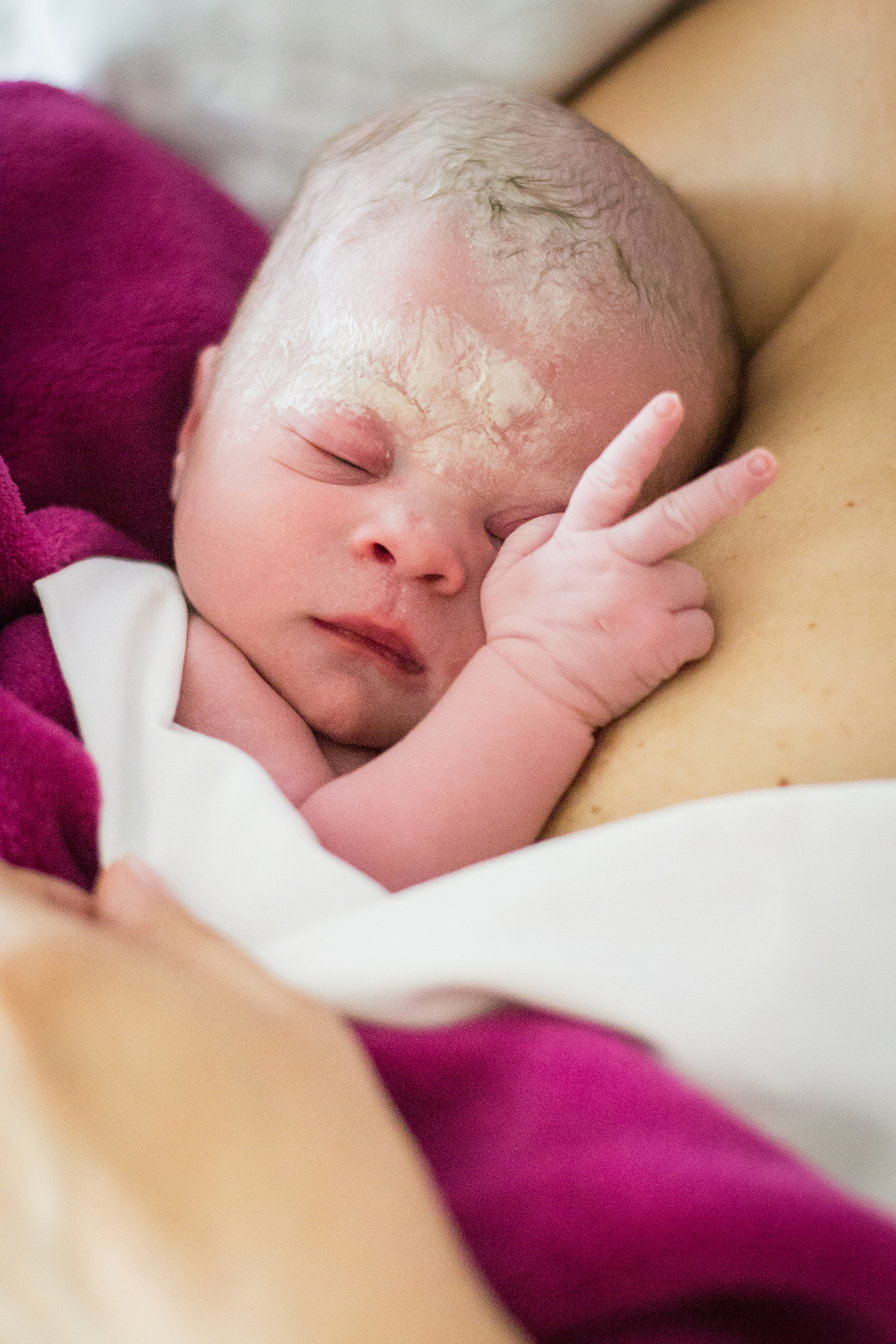 Békés szülés/születés fotókiállítás - a várandósság, szülés/születés háborítatlansága a WHO ajánlások tükrében